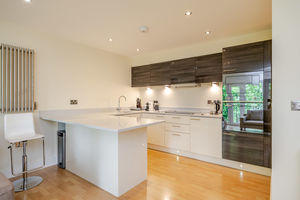 Westhall Road